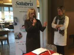 Openingswedstrijd. – sponsor  Salubris  – Christine Van Hoornweder