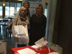 Openingswedstrijd. – sponsor  Salubris  – Christine Van Hoornweder
