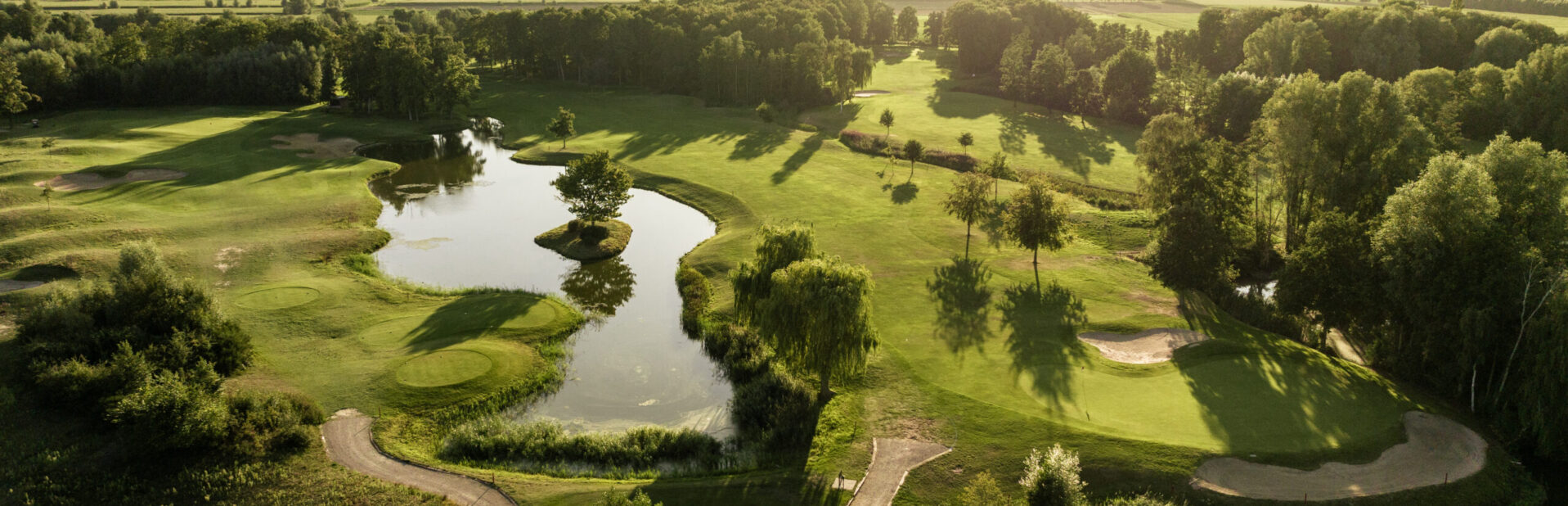 Visitors are welcome at Damme Golf & Country Club