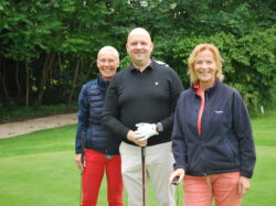 RABBITS ONTMOETING IN GOLF ZWIJNAARDE